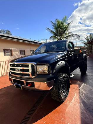 FORD F-250 3.9 XLT MAX POWER 4X4 CS DIESEL 2P MANUAL