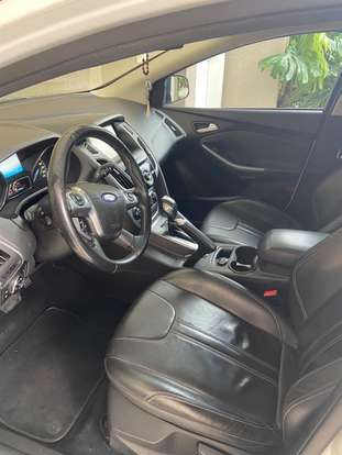 FORD-FOCUS-2014