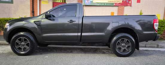 FORD-RANGER-2013