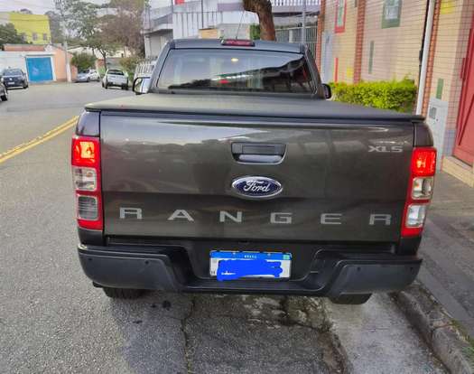 FORD-RANGER-2013
