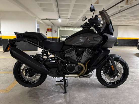 HARLEY-DAVIDSON-PAN AMERICA 1250 S-2024