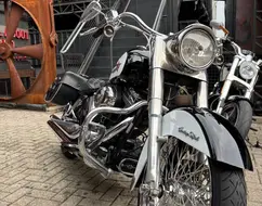 HARLEY-DAVIDSON SOFTAIL HERITAGE CLASSIC HARLEY-DAVIDSON SOFTAIL HERITAGE CLASSIC