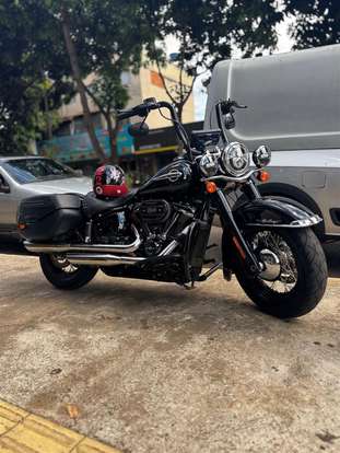 HARLEY-DAVIDSON-SOFTAIL HERITAGE CLASSIC 114-2020