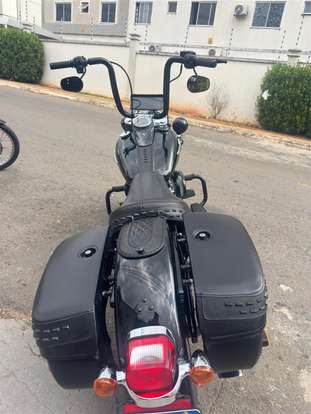 HARLEY-DAVIDSON-SOFTAIL HERITAGE CLASSIC 114-2020