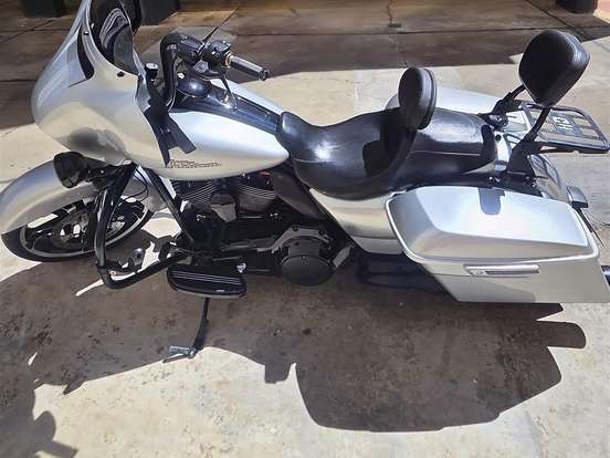 HARLEY-DAVIDSON-STREET GLIDE HARLEY-DAVIDSON-STREET GLIDE-2014