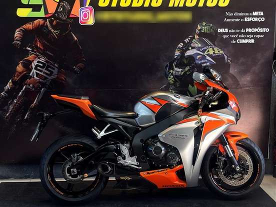 HONDA-CBR 1000RR FIREBLADE HONDA-CBR 1000RR FIREBLADE-2010