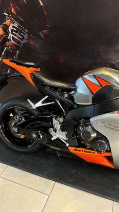 HONDA-CBR 1000RR FIREBLADE-2010