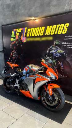HONDA-CBR 1000RR FIREBLADE HONDA-CBR 1000RR FIREBLADE-2010