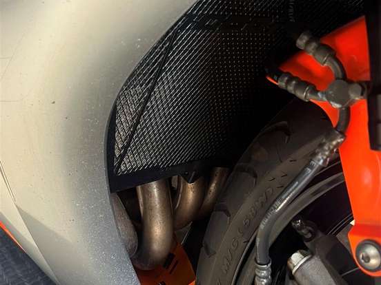 HONDA-CBR 1000RR FIREBLADE HONDA-CBR 1000RR FIREBLADE-2010