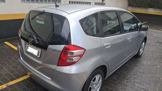 HONDA-FIT-2011