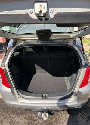 HONDA-FIT-2010
