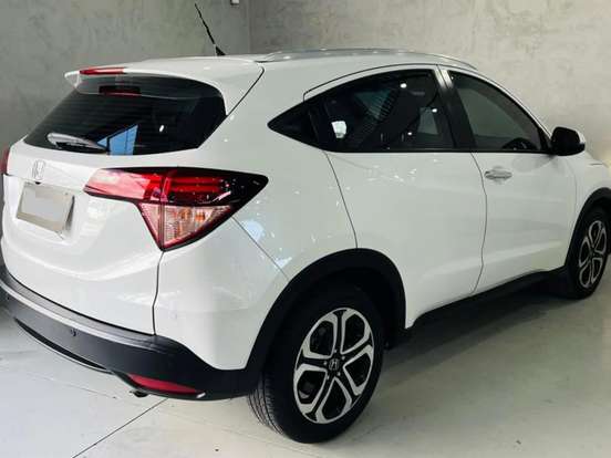 HONDA-HR-V-1.8 16V FLEX TOURING 4P AUTOMÁTICO HONDA-HR-V-2018