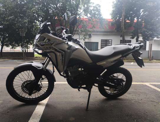 HONDA-XRE 300 SAHARA ADVENTURE-2024
