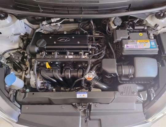 HYUNDAI-HB20-2017