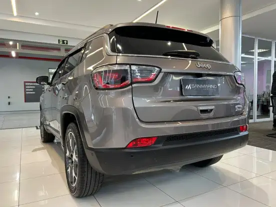 JEEP-COMPASS-2.0 16V FLEX LONGITUDE AUTOMÁTICO JEEP-COMPASS-2019