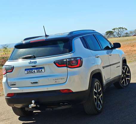 JEEP-COMPASS-2.0 16V DIESEL LIMITED 4X4 AUTOMÁTICO JEEP-COMPASS-2019