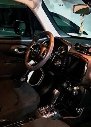 JEEP-RENEGADE-2020