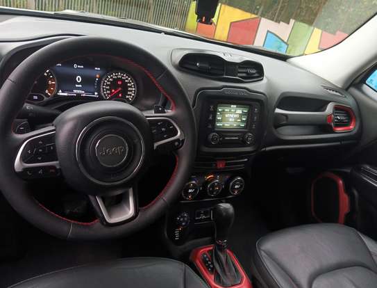 JEEP-RENEGADE-2018