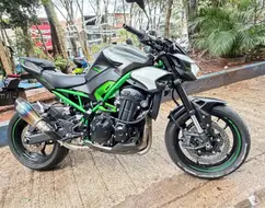KAWASAKI Z900 KAWASAKI Z900