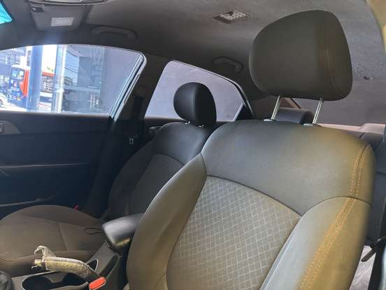 KIA-CERATO-1.6 SX3 16V GASOLINA 4P AUTOMÁTICO KIA-CERATO-2012