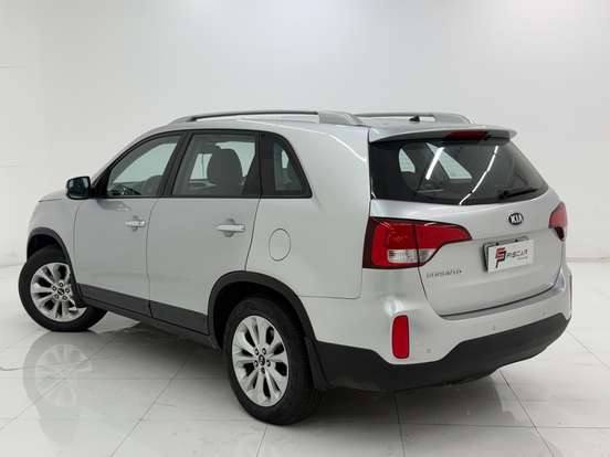 KIA-SORENTO-2013