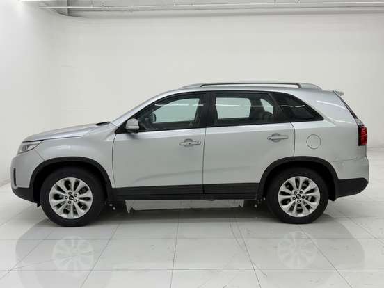 KIA-SORENTO-2.4 16V GASOLINA EX AUTOMÁTICO KIA-SORENTO-2013