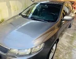KIA CERATO 1.6 EX3 SEDAN 16V GASOLINA 4P MANUAL KIA CERATO 1.6 EX3 SEDAN 16V GASOLINA 4P MANUAL