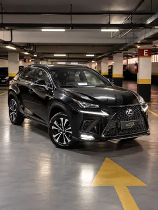 LEXUS NX 300 2.0 16V VVT-i TURBO GASOLINA F-SPORT 6A/T AWD
