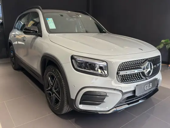 MERCEDES-BENZ GLB 220 2.0 MHEV NIGHT EDITION 4MATIC 8G-DCT