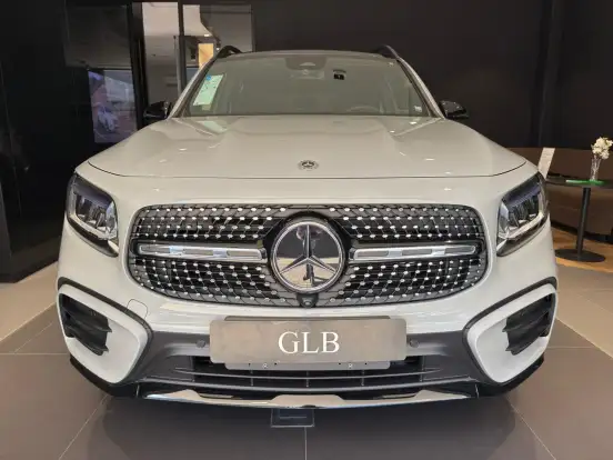 MERCEDES-BENZ-GLB 220-2.0 MHEV NIGHT EDITION 4MATIC 8G-DCT MERCEDES-BENZ-GLB 220-2026