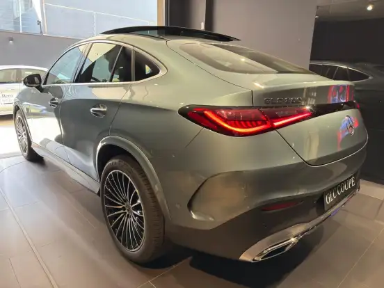MERCEDES-BENZ-GLC 300-2026