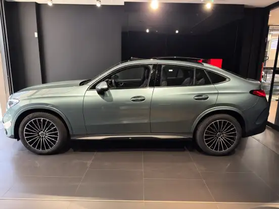 MERCEDES-BENZ-GLC 300-2026