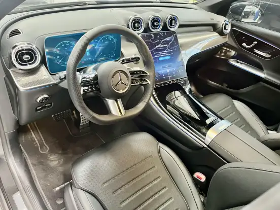 MERCEDES-BENZ-GLC 300-2025