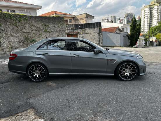 MERCEDES-BENZ-E 63 AMG-2011
