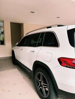 MERCEDES-BENZ-GLB 200-2020