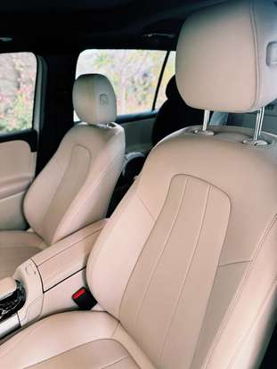 MERCEDES-BENZ-GLB 200-2020