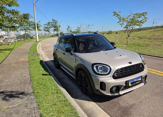 MINI-COUNTRYMAN-2023