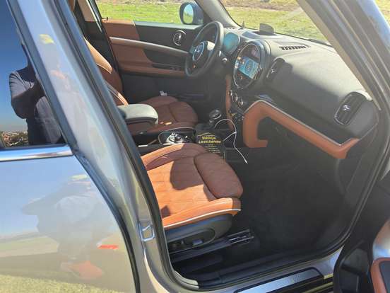 MINI-COUNTRYMAN-2023