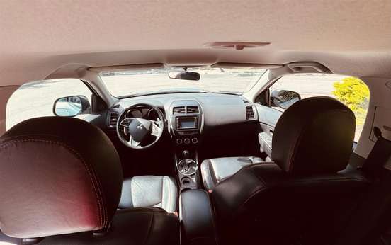 MITSUBISHI-ASX-2015