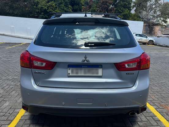 MITSUBISHI-ASX-2015