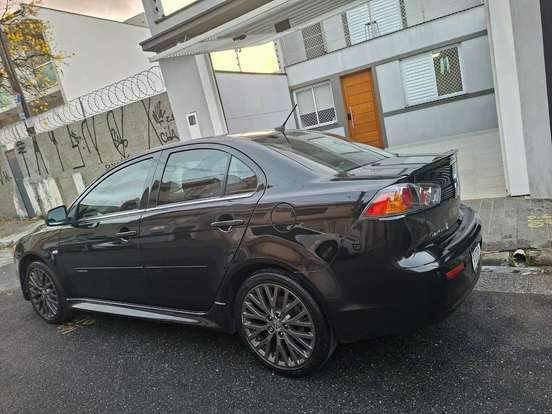MITSUBISHI-LANCER-2015