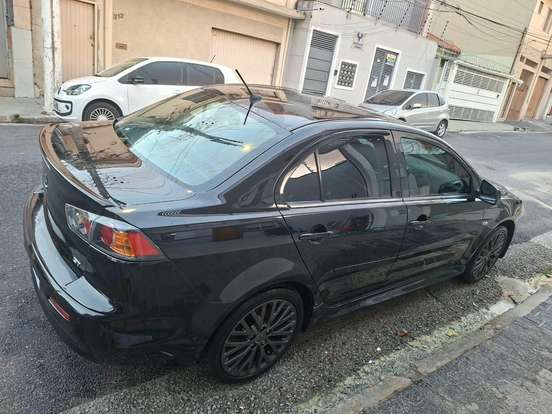 MITSUBISHI-LANCER-2015