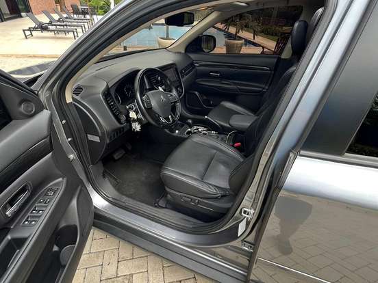 MITSUBISHI-OUTLANDER-2.0 16V GASOLINA 4P AUTOMÁTICO MITSUBISHI-OUTLANDER-2016