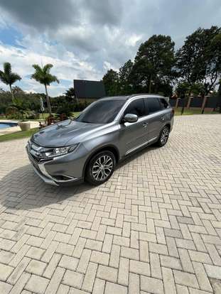 MITSUBISHI-OUTLANDER-2016