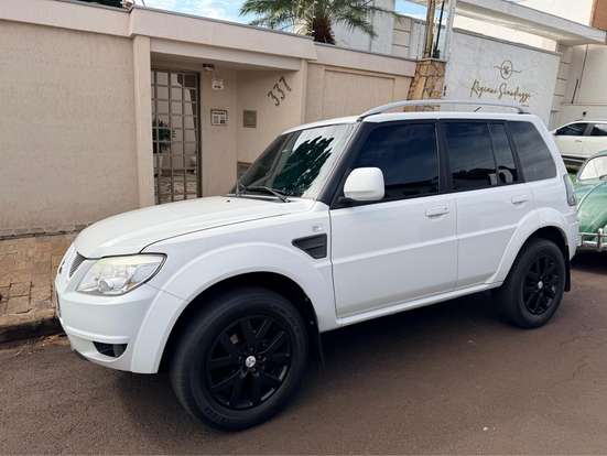 MITSUBISHI-PAJERO TR4-2015