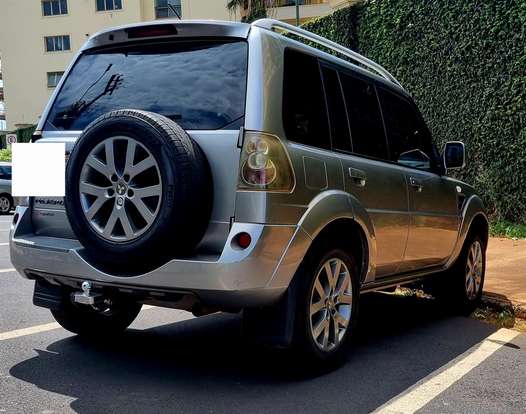 MITSUBISHI-PAJERO TR4-2015