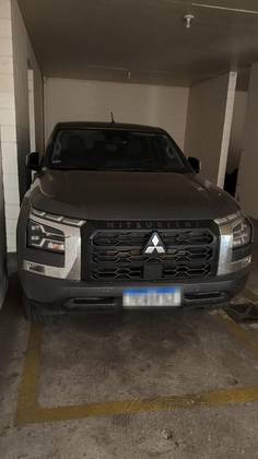 MITSUBISHI TRITON 2.4 BITURBO DIESEL CD HPE-S 4X4 AUTOMÁTICO