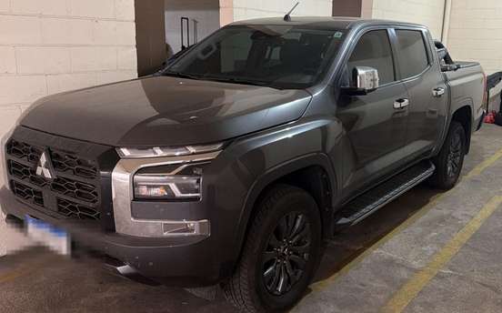 MITSUBISHI-TRITON-2025