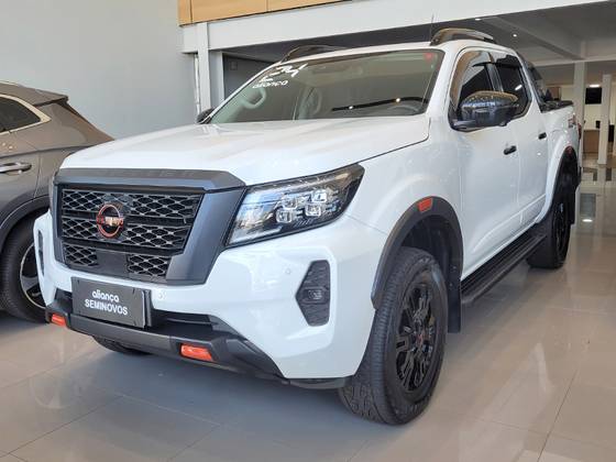 NISSAN FRONTIER 2.3 16V TURBO DIESEL PRO4X CD 4X4 AUTOMÁTICO