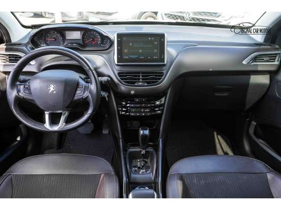 PEUGEOT-2008-2021